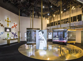 芬迪FENDI